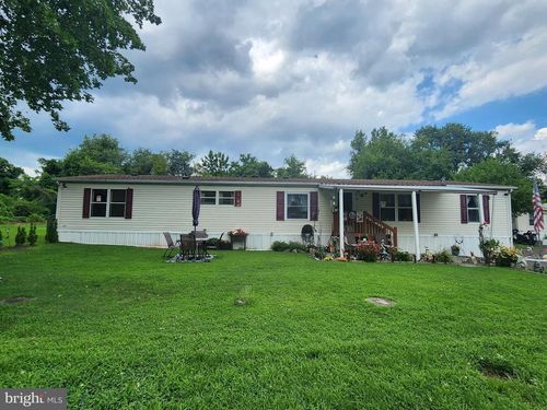 7400 Hewson Dr, MORRISVILLE, PA, 19067-5152 | Card Image