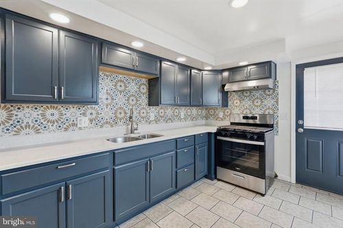 360 E Penn St, NORRISTOWN, PA, 19401-5023 | Card Image