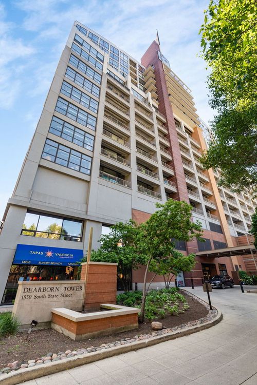 415-1530 S State St, Chicago, IL, 60605-2966 | Card Image