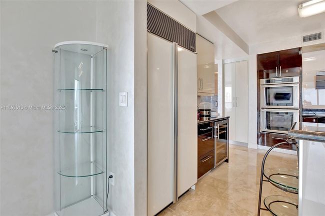 APT-2607 - 3201 Ne 183 Rd St, Condo with 3 bedrooms, 3 bathrooms and null parking in Aventura FL | Image 20