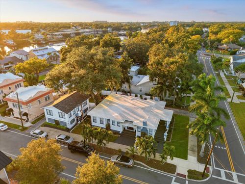 2402 N Ridgewood Ave, TAMPA, FL, 33602-1830 | Card Image