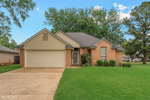 5138 Heatherton Dr, Bossier City, LA, 71111-7825 | Card Image