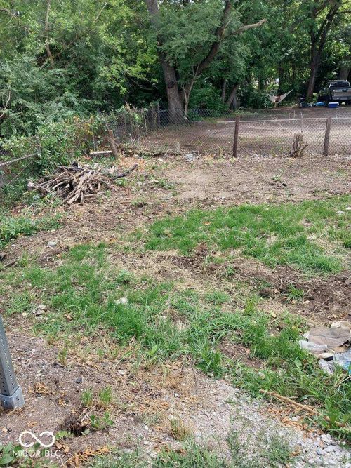 827 Ingomar St, Indianapolis, IN, 46241-2110 | Card Image