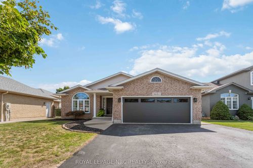 3680 Weinbrenner Rd, Niagara Falls, ON, L2G7Y4 | Card Image