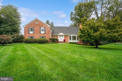 1162 Old Stage Ct, MCLEAN, VA, 22102-2514 | Card Image