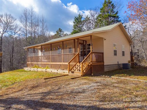 33 Eh Bailey Rd, Bryson City, NC, 28713 | Card Image