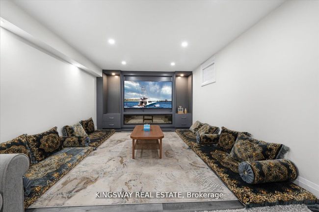 265 Wycliffe Ave, House other with 7 bedrooms, 5 bathrooms and 6 parking in Woodbridge ON | Image 24