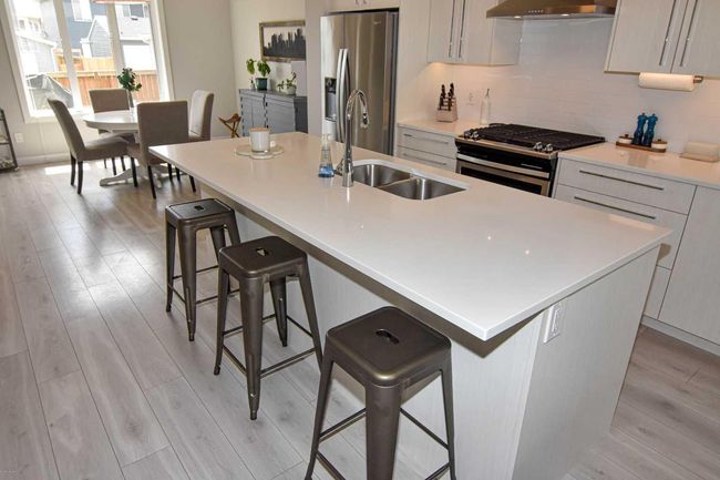 828 West Lakeview Drive, House other with 3 bedrooms, 3 bathrooms and 4 parking in Chestermere AB | Image 13