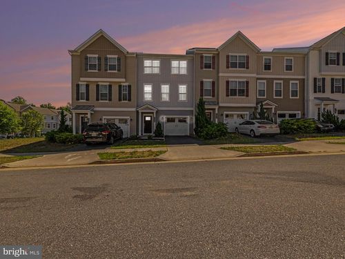 1428 Hudgins Farm Cir, FREDERICKSBURG, VA, 22408-4176 | Card Image
