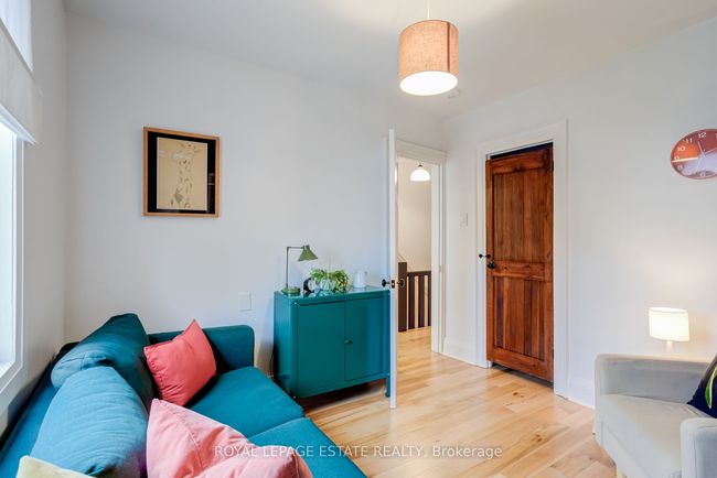 118 Mulock Ave, House attached with 3 bedrooms, 2 bathrooms and 1 parking in Toronto ON | Image 23