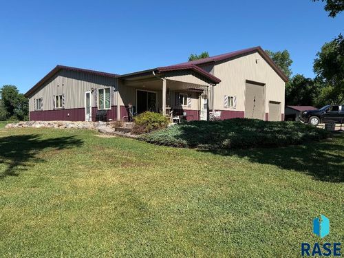 23119 459th Ave Avenue, Wentworth, SD, 57075 | Card Image