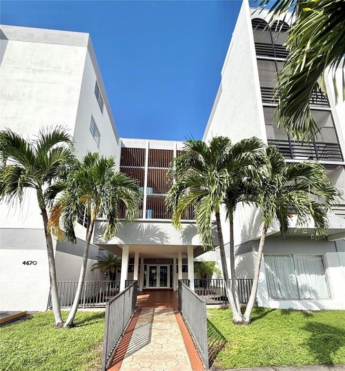 apt-411-4670 W 13th Ln, Hialeah, FL, 33012-3243 | Card Image