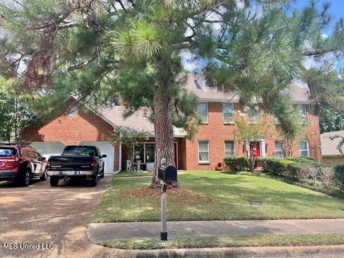 86 N Crownpointe Dr, Jackson, MS, 39211-2211 | Card Image