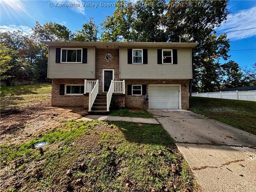 51 Beaver Dr, Hurricane, WV, 25526-9396 | Card Image