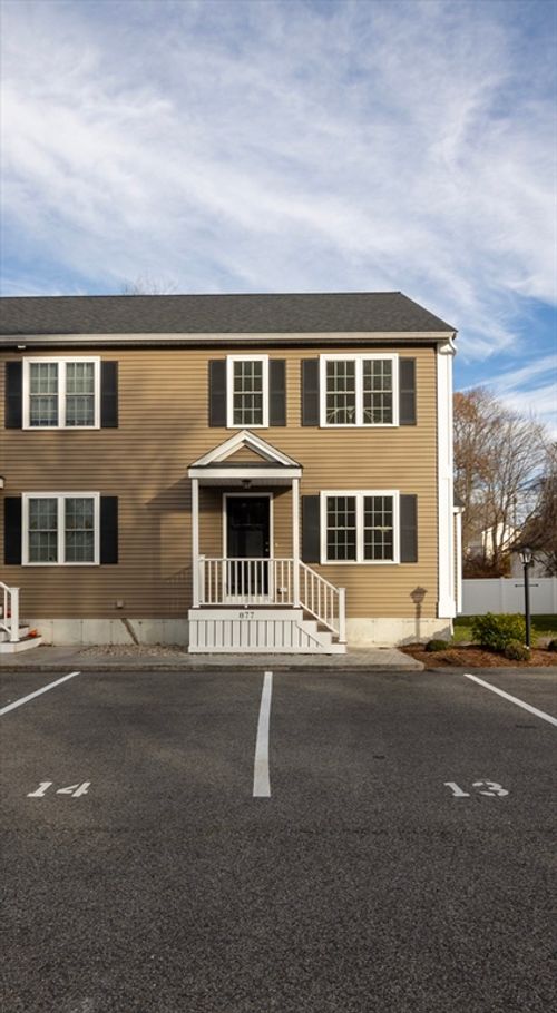 877-877 Brockton Ave, Abington, MA, 02351-2113 | Card Image