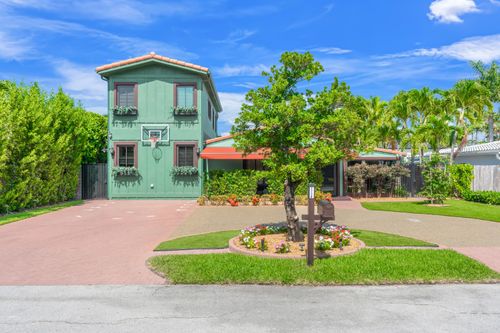 1720 Ne 17th Ave, Fort Lauderdale, FL, 33305-3420 | Card Image
