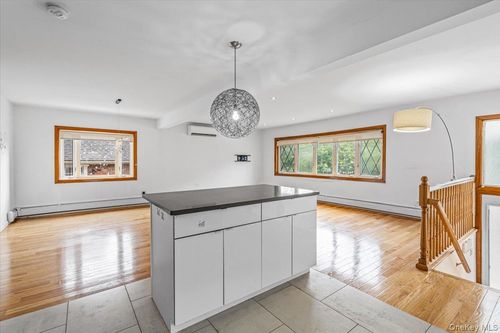 68 Little Neck Pkwy, Glen Oaks, NY, 11004-1002 | Card Image