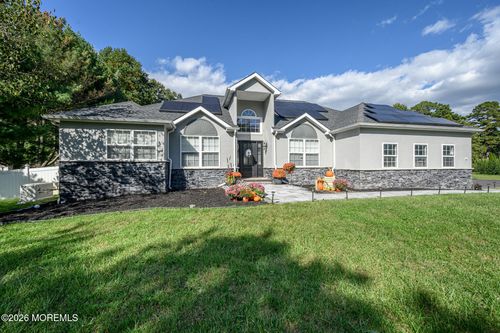 14 Lauren Ln, New Egypt, NJ, 08533-1818 | Card Image