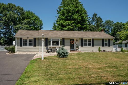 355 Burnham St, Manchester, CT, 06042-1613 | Card Image