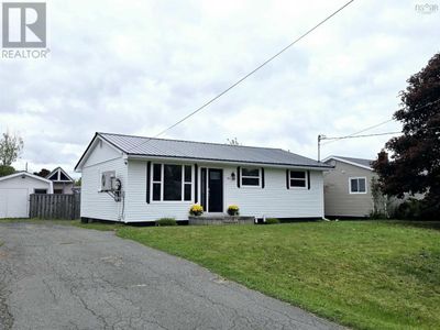 161 Cedar St, House other with 4 bedrooms, 2 bathrooms and null parking in Pictou NS | Image 1