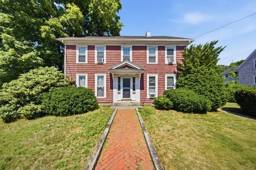 42 S Main St, Uxbridge, MA, 01569-1893 | Card Image