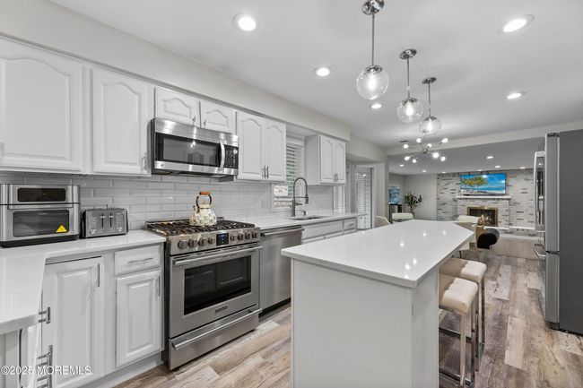 21 Homestead Cir, House other with 5 bedrooms, 4 bathrooms and null parking in Marlboro NJ | Image 19