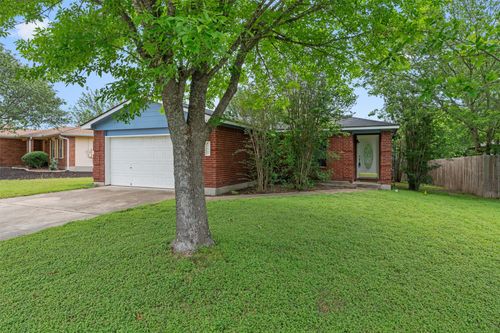 188 Spring Branch Loop, Kyle, TX, 78640-5365 | Card Image