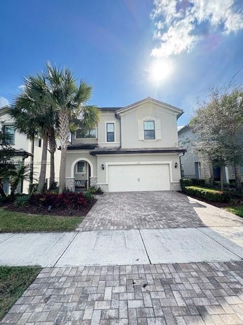 2434 Primrose Pl, Oakland Park, FL, 33309-1026 | Card Image