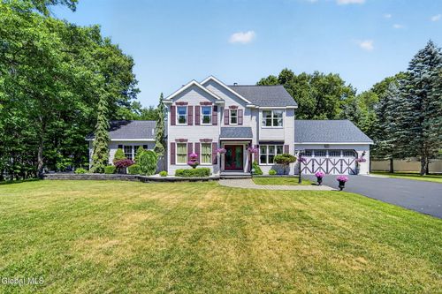 10 Victorian Dr, Poestenkill, NY, 12140-1911 | Card Image