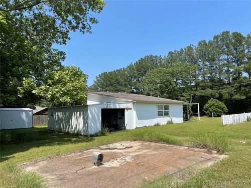 518 E Broadway, Byng, OK, 74820-0374 | Card Image