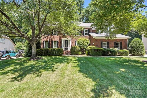 21621 Crown Lake Dr, Cornelius, NC, 28031-6832 | Card Image