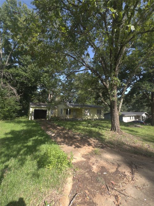 206 Wills Dr, Daingerfield, TX, 75638-1440 | Card Image
