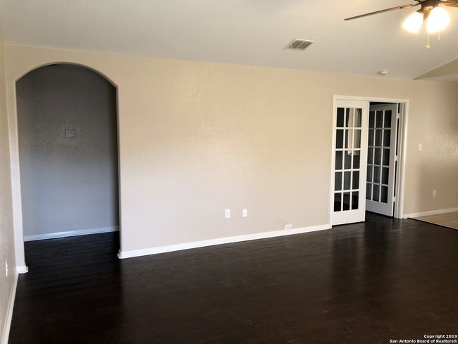 6138 Luckey Run, House other with 3 bedrooms, 2 bathrooms and null parking in San Antonio TX | Image 4