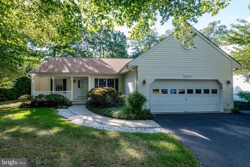 23230 Willow Creek Way, CALIFORNIA, MD, 20619-4129 | Card Image