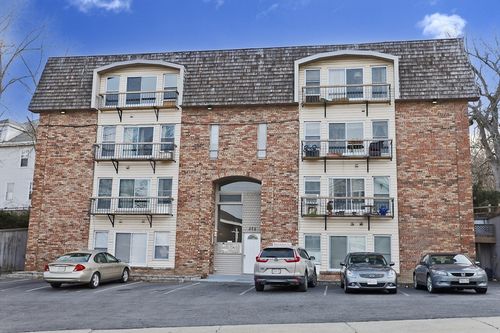 575 N Main St, Fall River, MA, 02720-3521 | Card Image