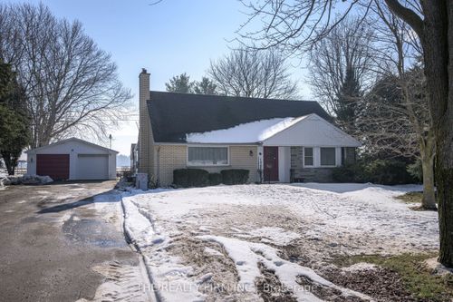 15233 Medway Rd, Arva, ON, N0M1C0 | Card Image