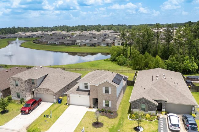 Let's take another birds eye view! Can't beat a lake view and a greenbelt. The ultimate PRIVATE backyard. | Image 35