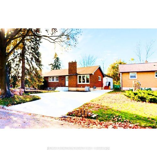77 Godfrey Dr, London, ON, N5V2E8 | Card Image