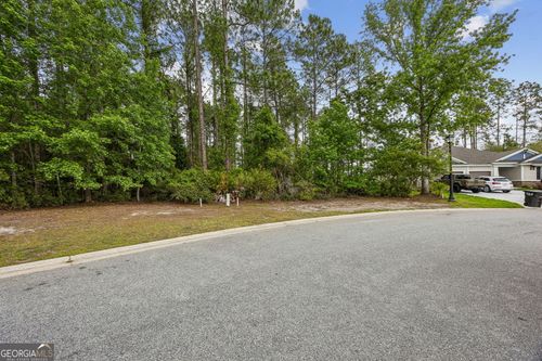 107 Bluebird Ct, Saint Mary's, GA, 31558-4277 | Card Image