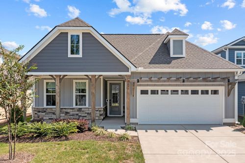 6092 Pier Dr, Denver, NC, 28037-0820 | Card Image