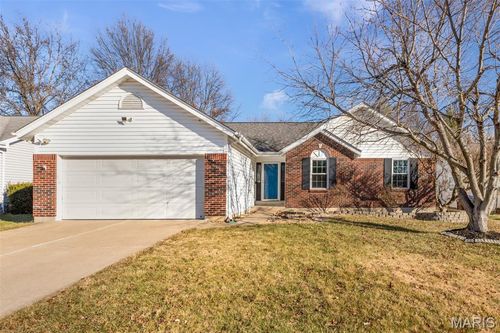 104 Eric Craig Ct, Saint Peters, MO, 63376-7588 | Card Image