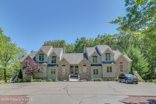 46 Mountainwoods Dr, Lake Harmony, PA, 18624 | Card Image