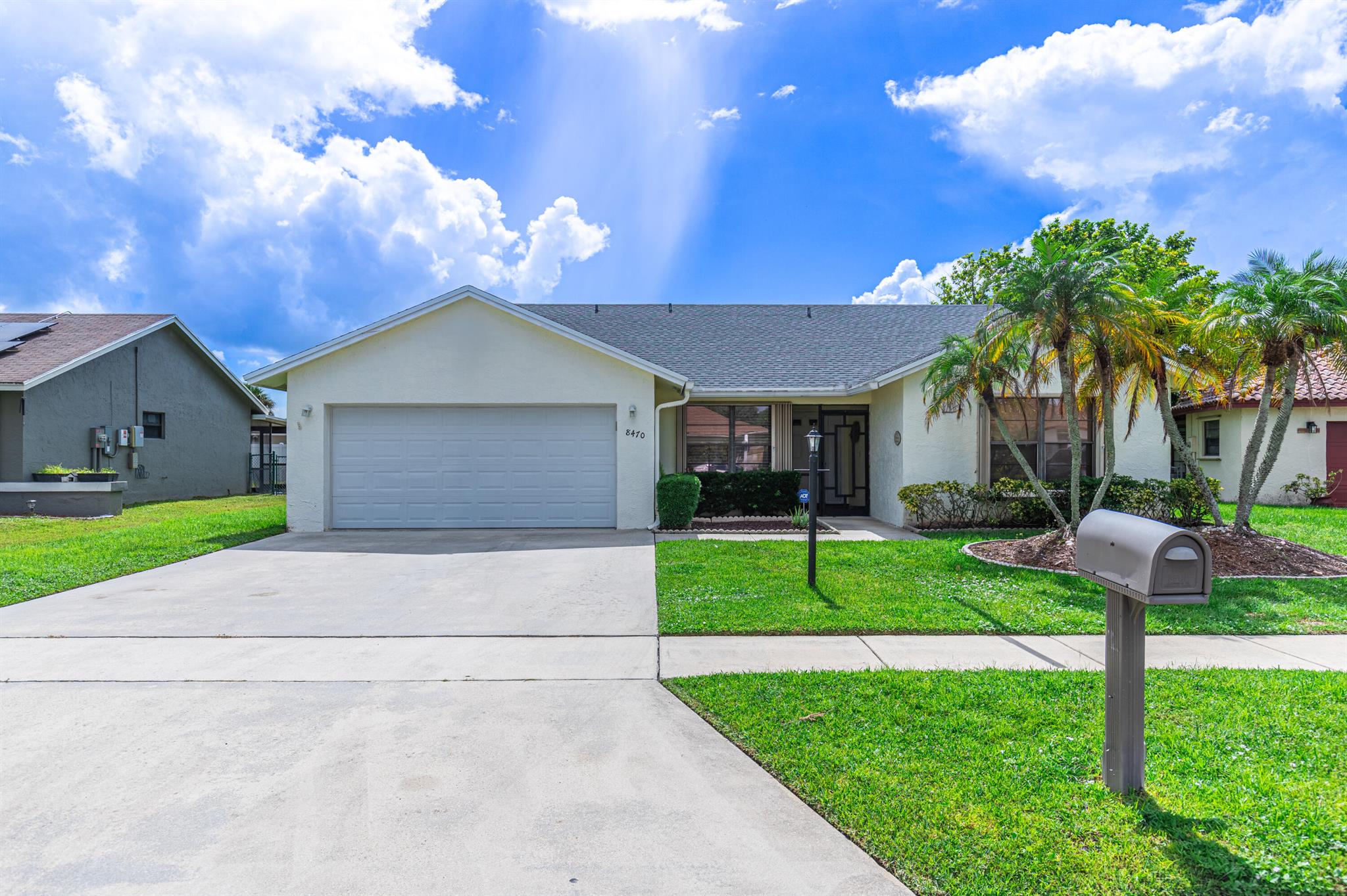 Winnipesaukee Way, Lake Worth, FL 33467
