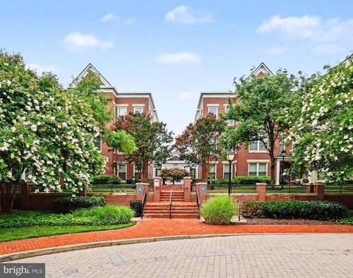 303s-910 Powhatan St, ALEXANDRIA, VA, 22314-1865 | Card Image