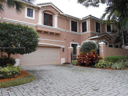 33-2684 Center Court Dr, Weston, FL, 33332-1853 | Card Image
