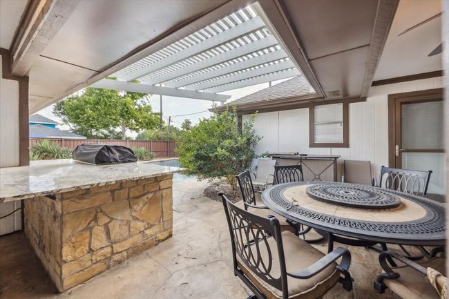 2000 E Branch Hollow Dr, House other with 3 bedrooms, 3 bathrooms and null parking in Carrollton TX | Image 36