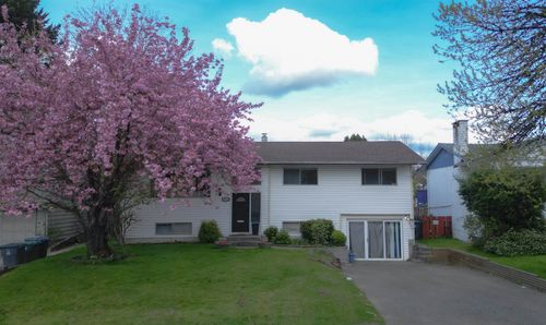 11064 Swan Cres, Surrey, BC, V3R5B6 | Card Image