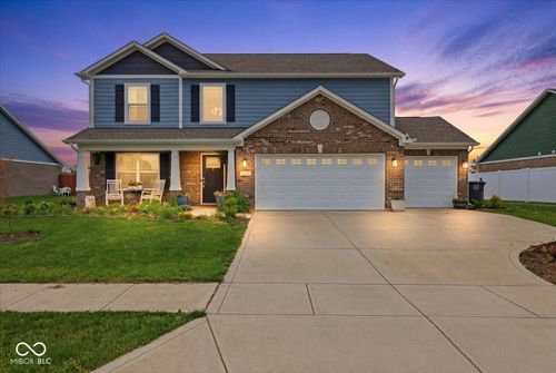1553 Bush Way, Shelbyville, IN, 46176-8553 | Card Image