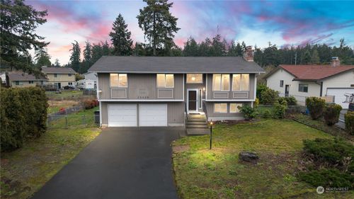 15029 25th Avenue Ct E, Tacoma, WA, 98445 | Card Image