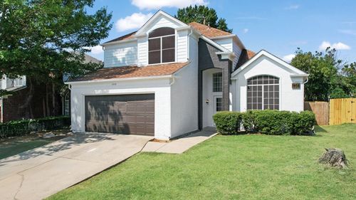 1508 Park Chase Ave, Arlington, TX, 76011-2741 | Card Image